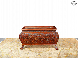 Carved chest "Cassone" from solid mahogany with gilding SUN-15