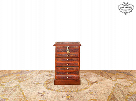 Small carved chest of drawers for jewelry SB-91