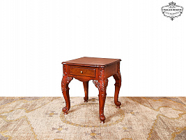 Coffee table Cabriole carved from mahogany ST-33