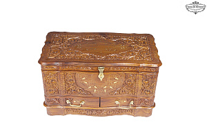 Carved chest made of solid mahogany with gilded inlay SUN-101